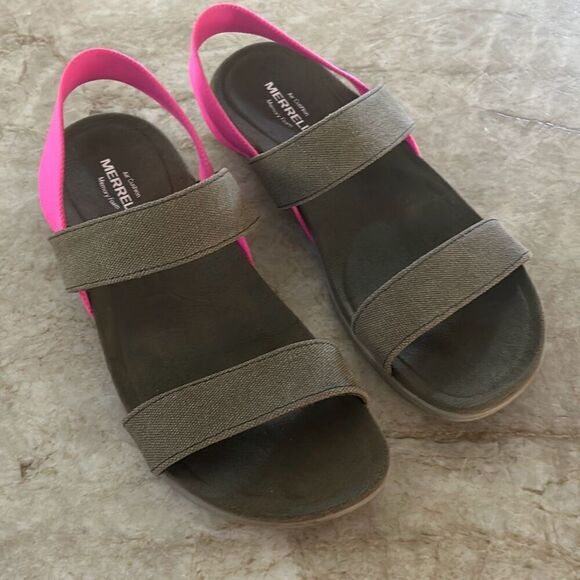 MERRELL Khaki Finley Sandals Size 10 - Picture 3 of 8